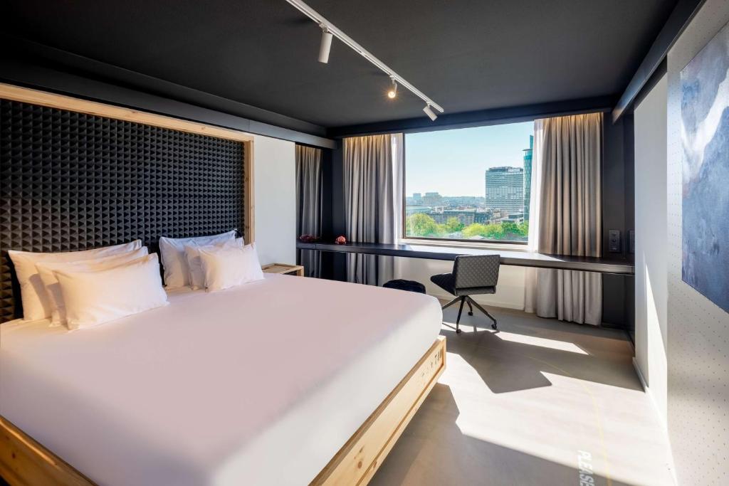 Nhow Brussels Bloom interior